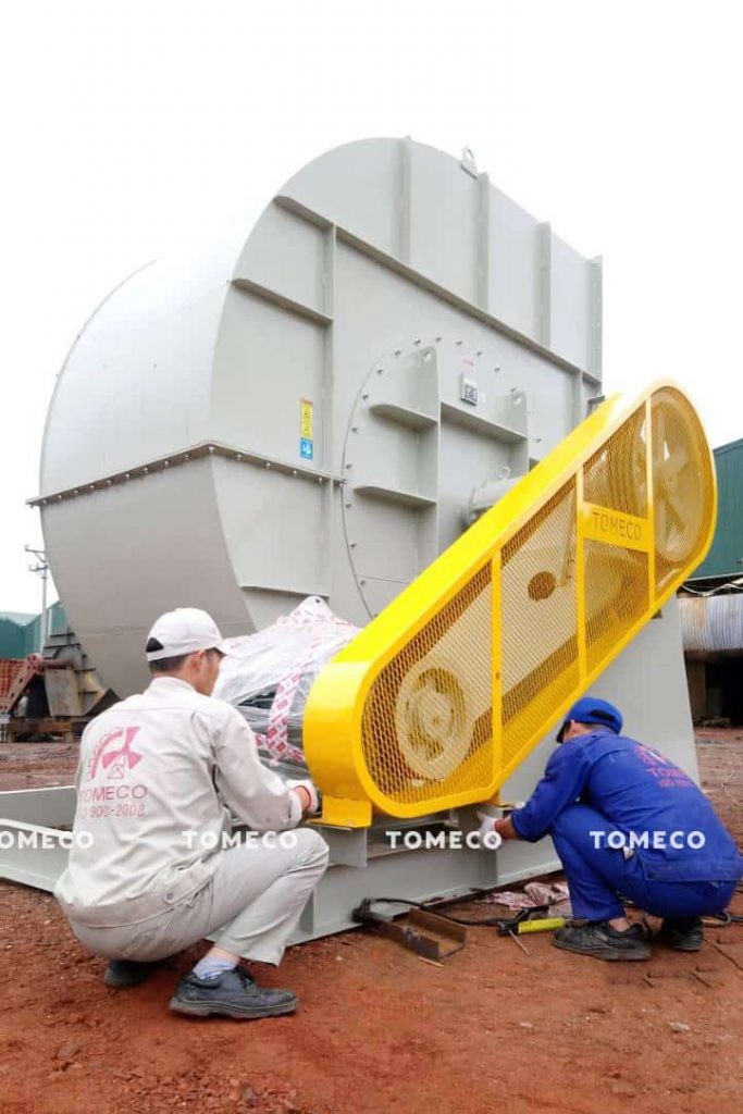 Kỹ sư TOMECO tiến hành lắp đặt tại nhà máy